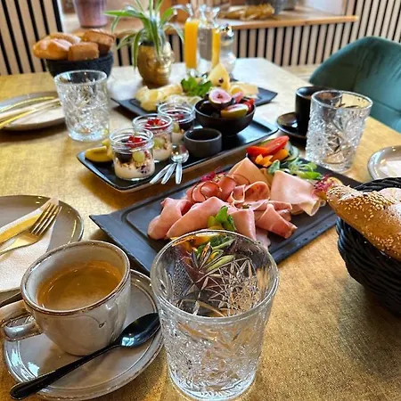 Johnys Jungle לינה וארוחת בוקר מרבאך אן דר דונאו