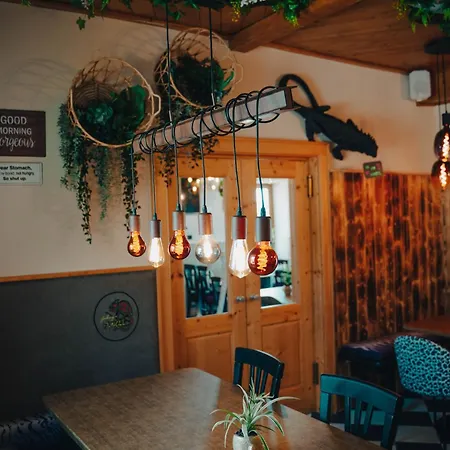 Johnys Jungle فندق مبيت وإفطار مارباخ ان در دوناو