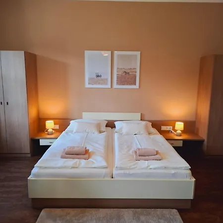 Johnys Jungle Bed & Breakfast 3*