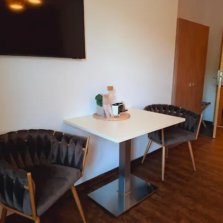 Nocleg ze śniadaniem Johnys Jungle