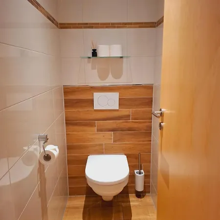 Bed & Breakfast Johnys Jungle 3*