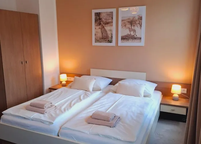 Johnys Jungle Nocleg ze śniadaniem